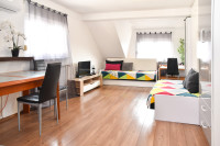 Stan: Zagreb (Ulica Bagrema), 47 m2, II. kat
