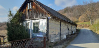 Stara drvena kuća(okolica NOVI MAROF)