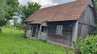 Stara drvena kuća s okućnicom 1068 m² – Križ