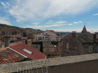 .::: Stara kamena kuća površine 270m2 na Gorici :::.