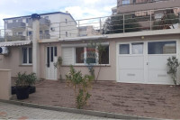 Stara Novalja - stan u prizemlju - 100m2