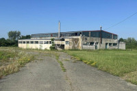 Staro Petrovo Selo, Gospodarsko zemljište 31.194 m² sa skladištem 894