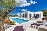 Štokovci – novoizgrađena samostojeća prizemna vila s bazenom