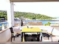 Stomorska - dvosoban apartman, parking, pogled na more, PRODAJA