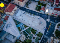 STROGI CENTAR [Poljana] - kuća sa 4 smještajne jedinice