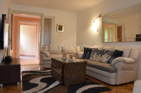 Rijeka, centar - najam 2S+DB stana, 74m2
