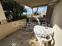 Studio apartman s velikom terasom i pogledom na more, Strožanac