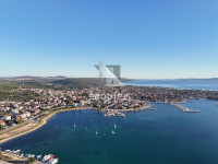 SUKOŠAN - Građevinsko zemljište 50m od mora - 888m2
