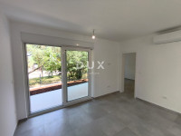 ZADAR, SUKOŠAN - trosobni stan sa vrtom u  novogradnji