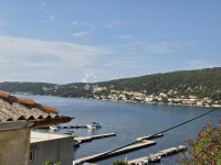 SUPETARSKA DRAGA – STAN S TERASOM I POGLEDOM NA MORE