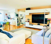 Sv.Duh (Bijenik) 4-soban stan, garaža + 2PM (132 m2 NKP) BEZ PROVIZIJE