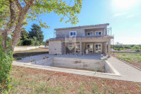 Svetvinčenat, okolica, istarska moderna vila sa bazenom