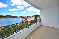 Tisno - **NOVOGRADNJA** S4 stan s pogledom na more