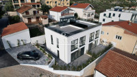 Tisno- S1 Luksuzna dvojna kuća na mirnoj lokaciji