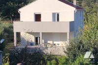 Tkon-Pašman,Kuća s pogledom na more