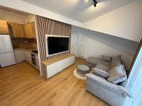 TOP LOKACIJA - novouređen stan od 49 m² + garaža