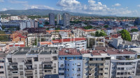 TRAŽENA LOKACIJA! KVALITETNA GRADNJA!