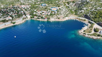 TRI GRAĐEVINSKE PARCELE S PANORAMSKIM POGLEDOM NA MORE SPREMNE ZA GRAD