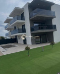 Tribunj,novi 3-soban stan 114,20m2(252m2 velikim vrtom i bazenom,2PM)