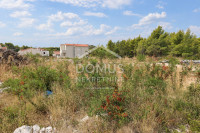 Tribunj, mirna lokacija, građevinsko zemljište površine 1.158 m², 600