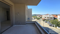 Tribunj, moderan trosoban apartman s pogledom na more
