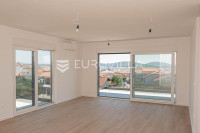 Tribunj, novogradnja, stan na drugom katu, 86,16 m²