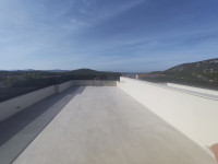 TRIBUNJ, SOVLJE, DVOETAŽNI STAN  SA KROVNOM TERASOM, POGLED MORE