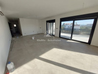 Tribunj, novi stan na prvom katu-S4