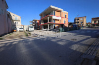 Tribunj, strogi centar, novogradnja, dvosoban apartman od 108,61 m²