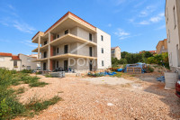 Tribunj, strogi centar, novogradnja, dvosoban apartman od 84,08 m²