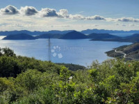 Trnova/Slano GRAĐEVINSKO ZEMLJIŠTE 670m2