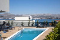 Trogir, Čiovo - luksuzna VILA u nizu, sa bazenom i prekrasnim pogledom