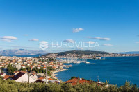 Trogir, građevinsko zemljište  2813 m2