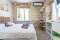 Trogir, tri studio apartmana u centru grada