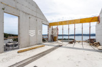 Trogir, trosoban stan u izgradnji površine 124.27 m²