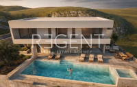 Trogir, Vinišće - Moderna vila s bazenom i pogledom na more