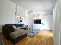 Trosoban stan: Plano, Trogir, 130.00 m2 - DUGOROČNO