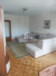 Trosoban stan površine 81,30 m² s dvije lođe i spremištem
