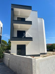Trosobni apartman u Novogradnji - Vir