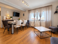 Trosobni stan, 2 balkona, parking i spremište (VIRTUALNA ŠETNJA)
