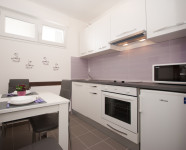 *** Trstenik, garsonijera - najam do ljeta ***