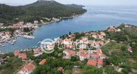 Ugljan, Lukoran - građevinsko zemljište 160 m od mora, 2118 m2