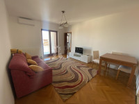Ugodan apartman- novija zgrada, blizina mora !