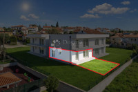 Umag ,atraktivan stan u prizemlju s pogledom na more i vrtom