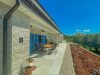 Umag, novogradnja, kuća 600 m od mora