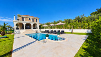 Unikatna luksuzna vila s pogledom, Buje, Umag 384m²