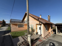 Uređena kuća s garažom i centralnim grijanjem – vaš novi dom u Lazu Bi