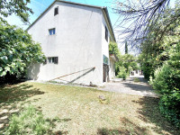 Valbandon samostojeća kuća sa garažom u zelenilu !