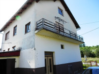Varaždin Breg: katnica od 200 m2, gospodarska zgrada, okućnica 2820 m2