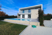 Nova Vas - Ekskluzivno! moderna kuca na prekrasnoj lokaciji !